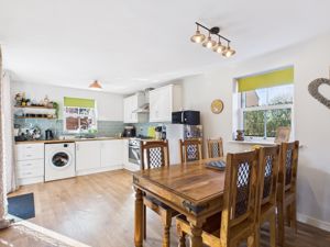 Kitchen/ Diner- click for photo gallery